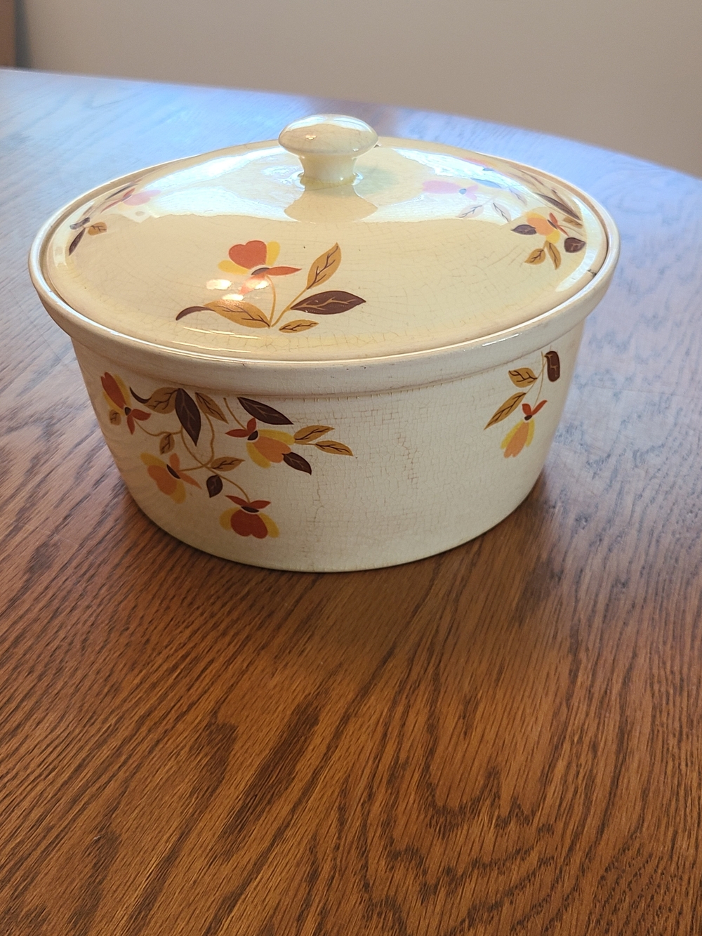 Vintage Paden City Pottery "Bak-Serv" Autumn Leaf Covered Casserole Dish